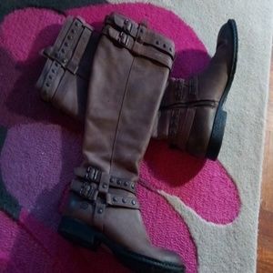 Born riding boots 👢🐎"Gwynne"